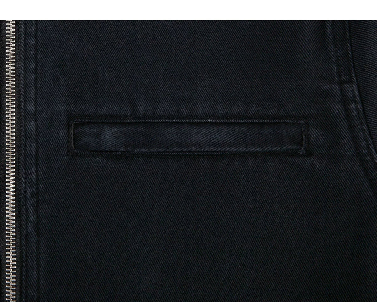 Chest pocket detail